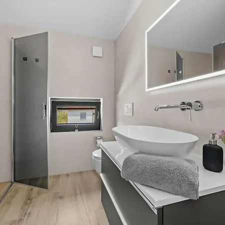 Enja In Tranquille Village With Heated Salted Pool *