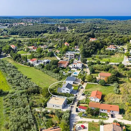Villa Enja In Tranquille Village With Heated Salted Pool *