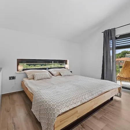 Enja In Tranquille Village With Heated Salted Pool Vila *